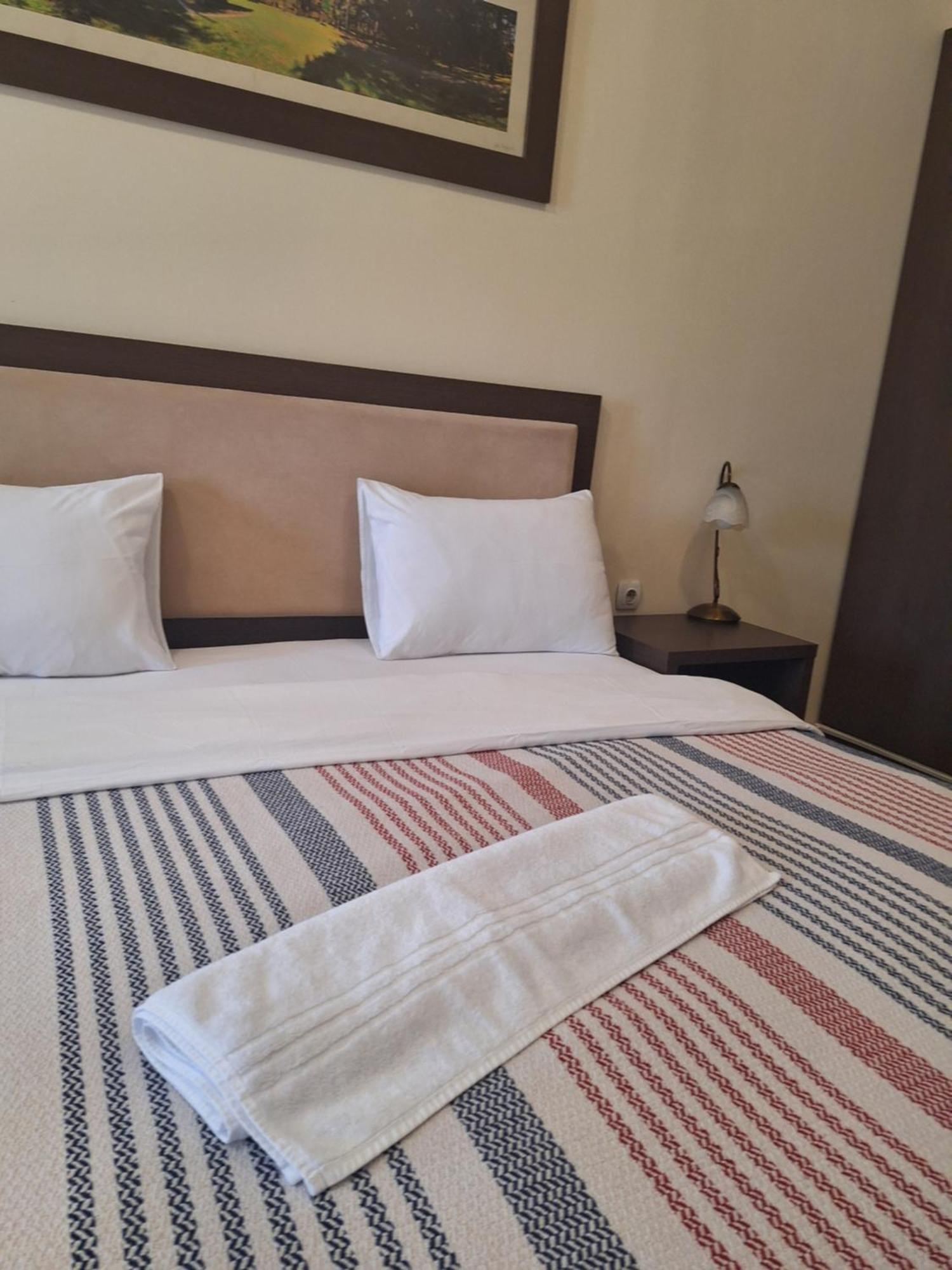 Garni Hotel Ema Kragujevac Zewnętrze zdjęcie