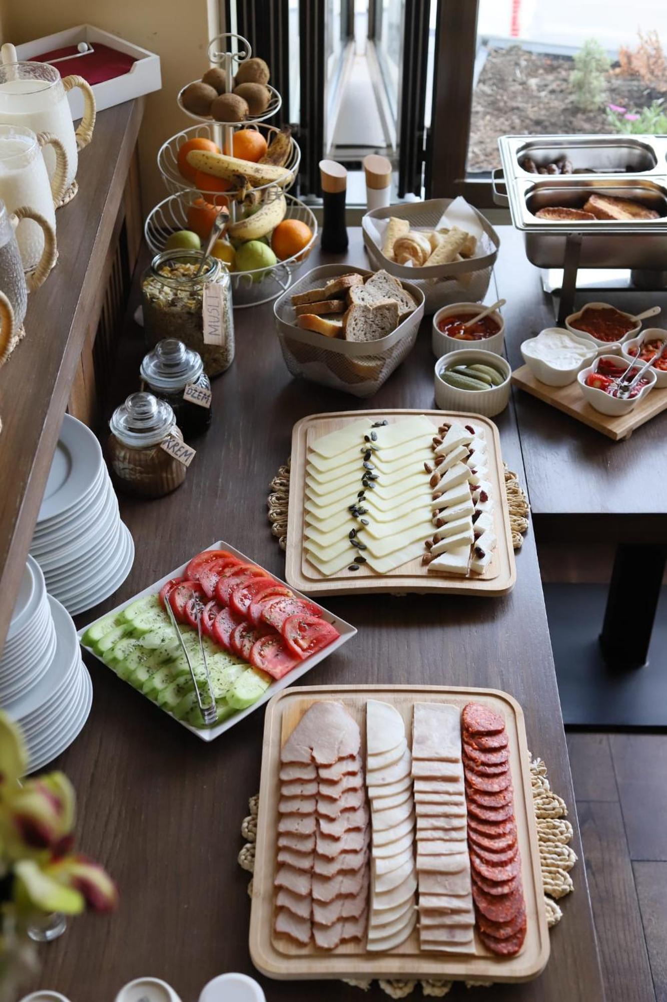 Garni Hotel Ema Kragujevac Zewnętrze zdjęcie